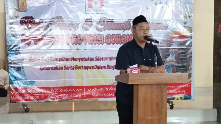 Buka Puasa dan Tarawih Bersama Sarana Silaturahmi Umat