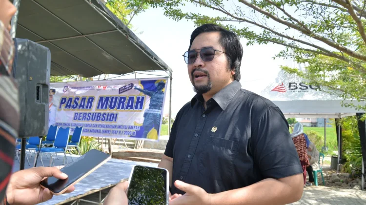 Selain Sembako, Warga Harap LPG Hadir di Pasar Murah