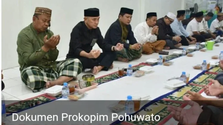 Bupati Pohuwato Layani Buka Puasa di Paguat