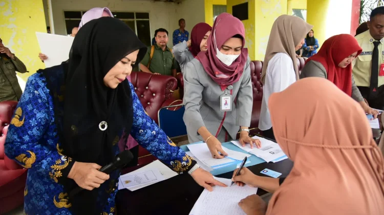 Wagub Dorong Pelaku UMK Kelola Bantuan Modal Secara Produktif