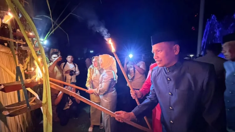 Kakankemenag Kabgor: Tradisi Tumbilotohe Sarat Nilai Spiritual