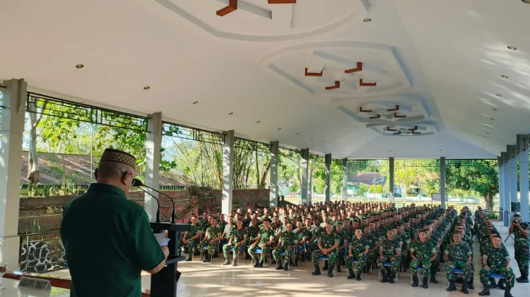 Ratusan Prajurit Yonif 713 Dilepas ke Papua, Begini Pesan Bupati Sofyan