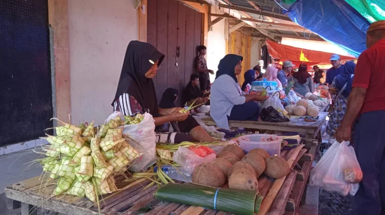 Lebaran Ketupat, Penjualan Janur Meningkat