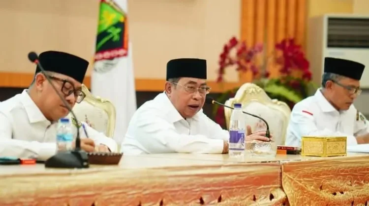 Walikota Gorontalo Instruksikan Camat Evaluasi Kinerja Lurah