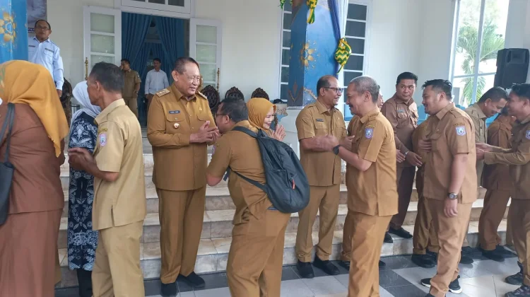 Sejam Berdiri, Gubernur-Wagub dan Pimpinan OPD Salami Ribuan ASN dan P3K