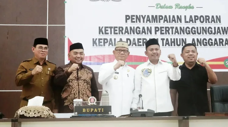 Bupati Bone Bolango Serahkan LKPJ Tahun 2025 ke DPRD
