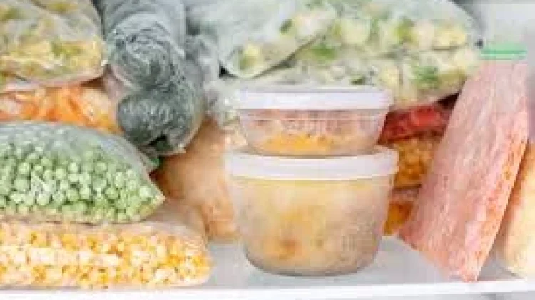 Mengolah Makanan Beku, Begini Caranya yang Benar