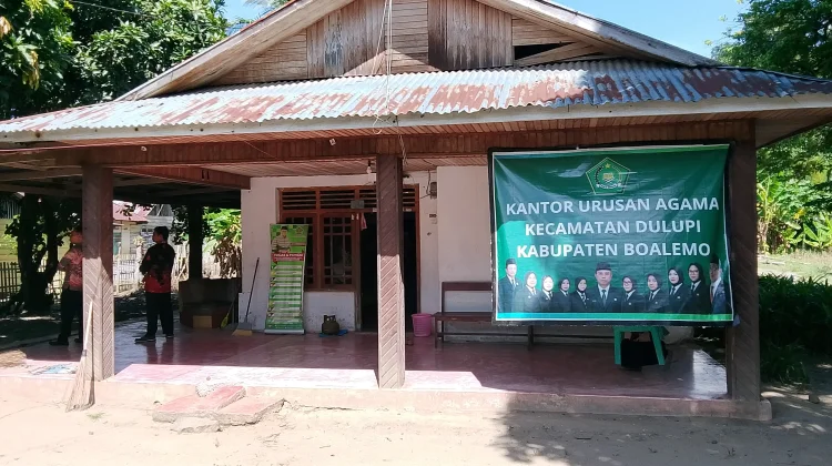 Tempati Kantor Sementara, Layanan KUA Dulupi Ditinjau Kemenag Boalemo