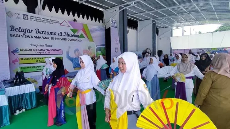 Siswa Antusias Belajar Tidi lo O’ayabu di Museum Gorontalo