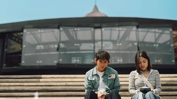 Bernadya dan Iqbaal Ramadhan Kolaborasi di MV Terbaru