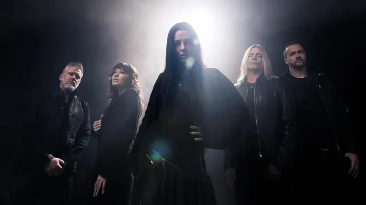 Evanescence Kembali dengan “Who Will You Follow”