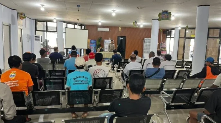 Cegah Gangguan Kamtibmas, Polsek Kawasan Pelabuhan Gorontalo Edukasi Buruh ABK