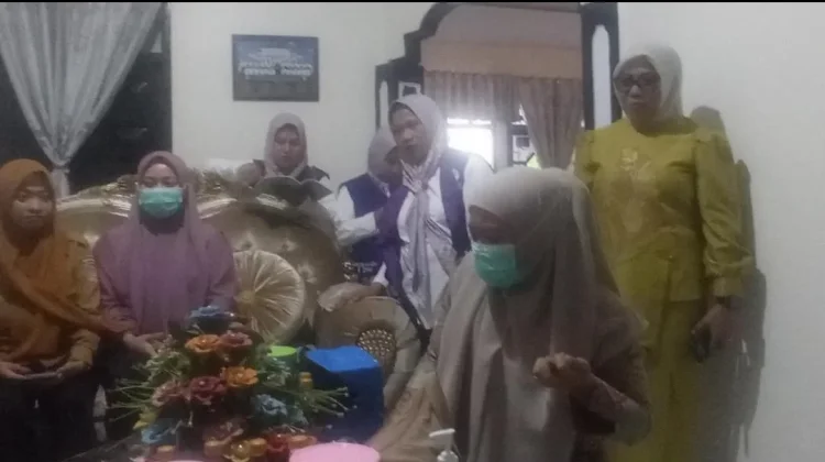 Dikes Provinsi Gorontalo Kejar Imunisasi Campak, Datangi Langsung Rumah Warga