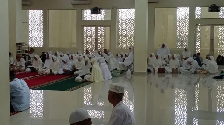 Jemaah Haji Al-Muqarabbin Ikuti Doa Pemberangkatan