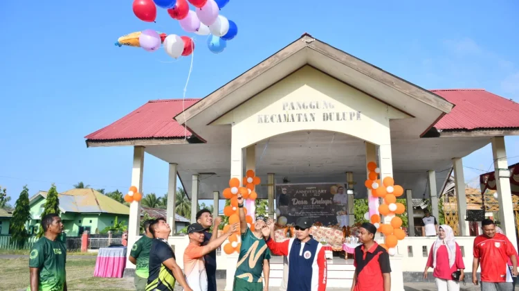 Lahmudin Hambali Hadiri HUT Desa Dulupi, Dorong Kebersamaan