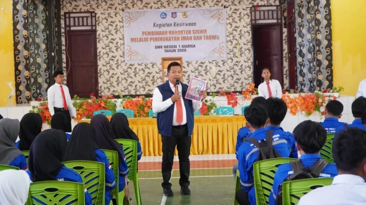 Pelajar di Marisa Pohuwato Diedukasi Sidik Jari dan Layanan Kepolisian