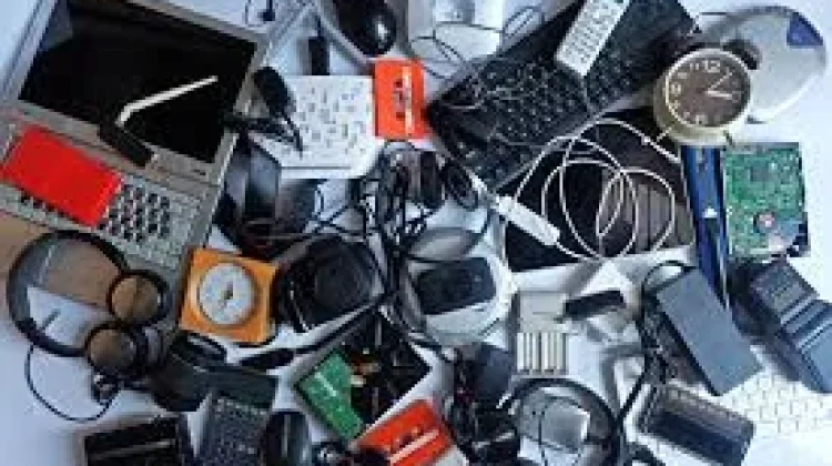Cara Tepat Mengelola Sampah Elektronik agar Tidak Berbahaya