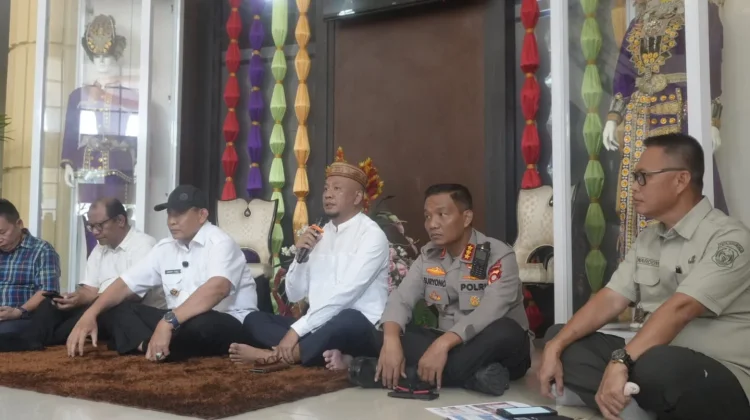 Pemprov - DPRD Terima Aksi Damai Buruh pada Peringatan Hari Buruh