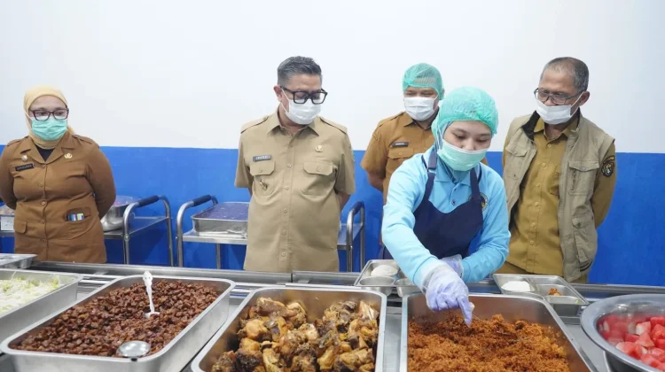 Pagi Buta Wawali Indra dan Sekda Ismail Sidak Tiga Dapur MBG
