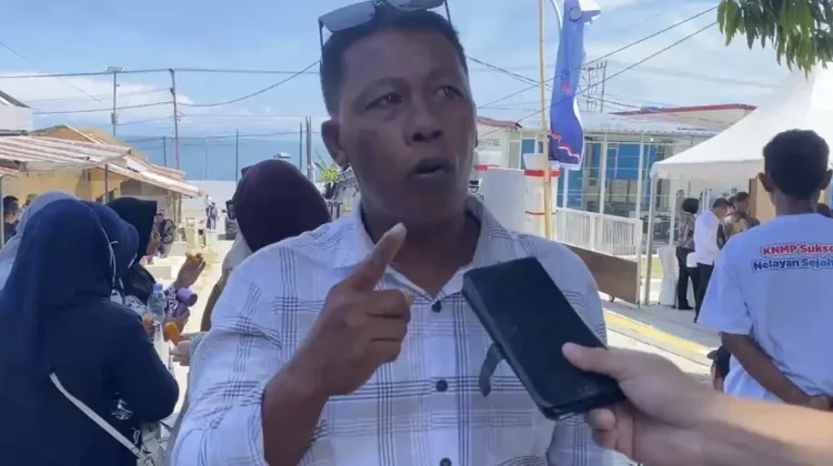 Nelayan Leato Selatan Antusias Sambut  Kunjungan Presiden Prabowo