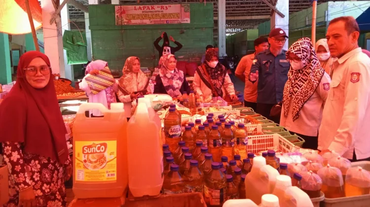 Dinas Kumperindag Gorontalo Inspeksi Ketersediaan Minyakita