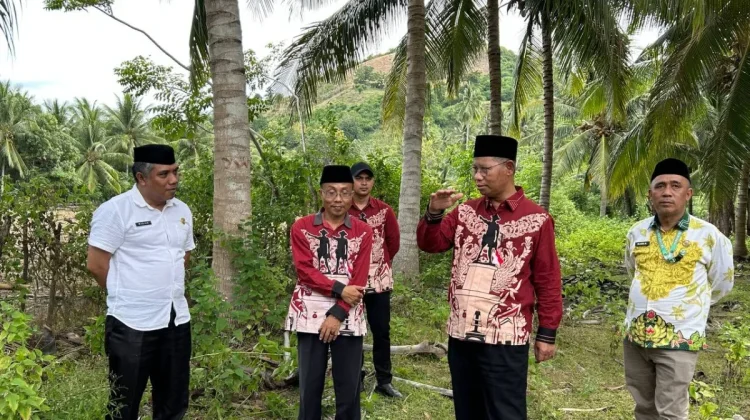 Kemenag Gorontalo Tinjau Lokasi Hibah Pesantren di Paguyaman Pantai