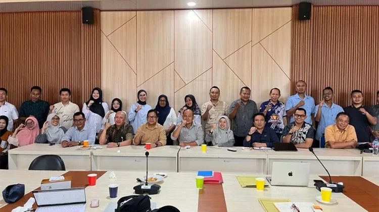 DKP Provinsi Gorontalo Terima 70 Sertifikat Kecakapan Nelayan dari KKP