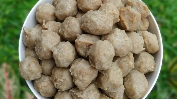 Tips Anti Gagal Membuat Adonan Bakso di Rumah