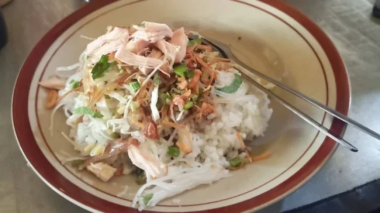 Soto Garing Klaten, Sensasi Unik Soto tanpa Kuah