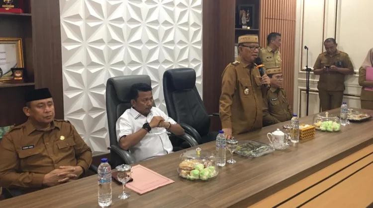 Ismet Mile Tegaskan Rotasi Dirut RSUD Toto Kabila untuk Penguatan ASN