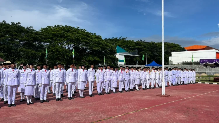 Lomba Kreasi Baris Berbaris Hari Konstitusi Diikuti 10 Sekolah