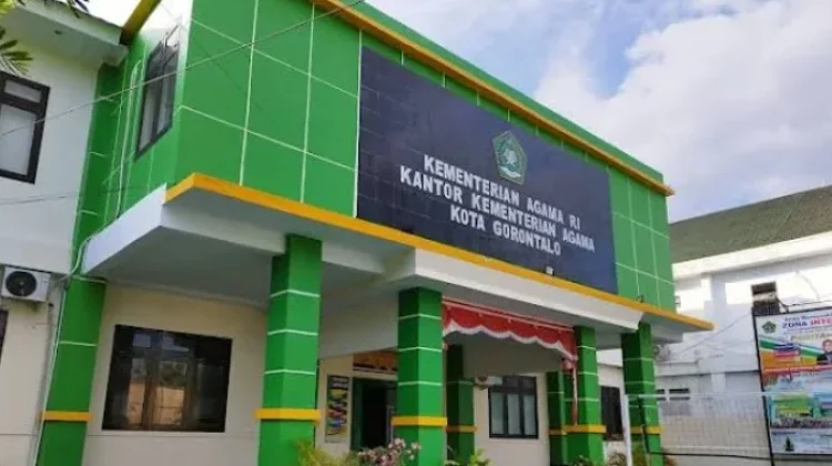 Kemenag Kota Gorontalo Salurkan PMT untuk Ibu Hamil dan Balita Stunting
