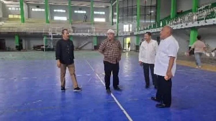 Wabup Gorontalo Tinjau Renovasi GOR David-Tonny jelang Penas KTNA