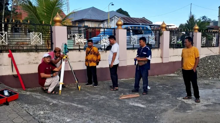 Kemenag Kabgor Kalibrasi Arah Kiblat Masjid Nurul Insan