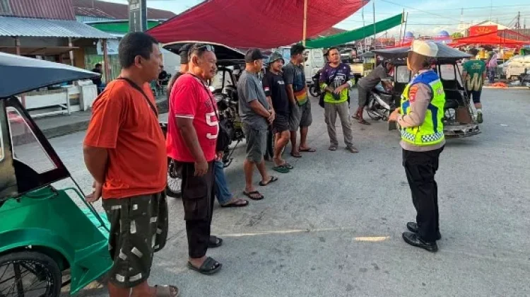 Satlantas Polres Gorontalo Beri Penyuluhan Terkait Parkir di Pasar Limboto