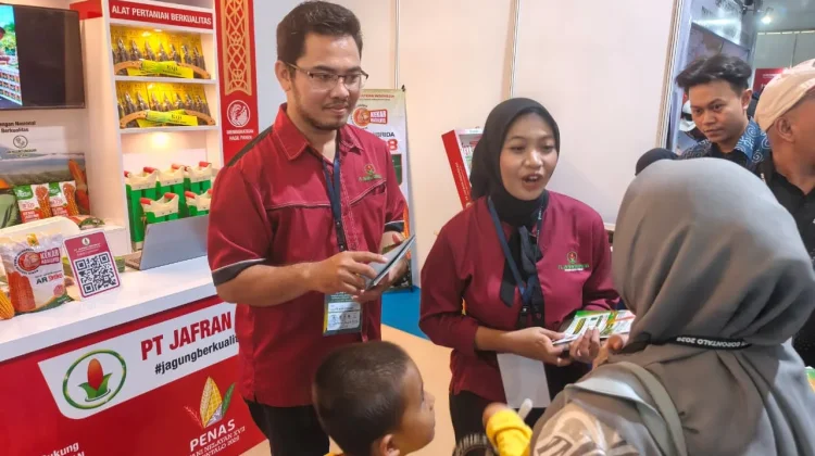 Produsen Benih Jagung Hibrida Nasional Kenalkan JR 737 di PENAS Gorontalo