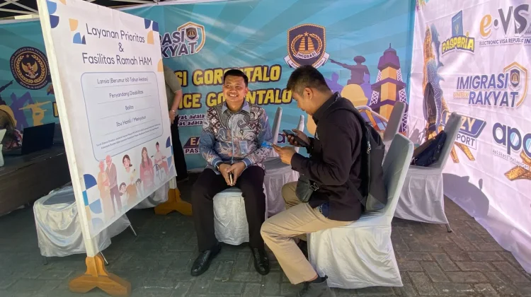 Kantor Imigrasi Kelas I TPI Gorontalo Beri Layanan Paspor bagi Peserta PENAS