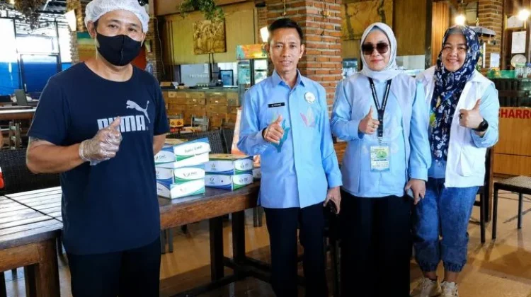 Dinkes Awasi Produksi Makanan untuk PENAS XVII sejak Dini Hari