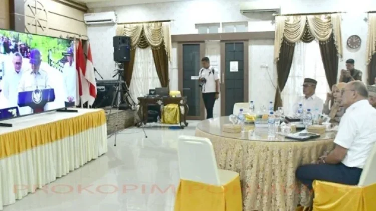 Pohuwato Terima Manfaat Program  Jalan Desa   2025