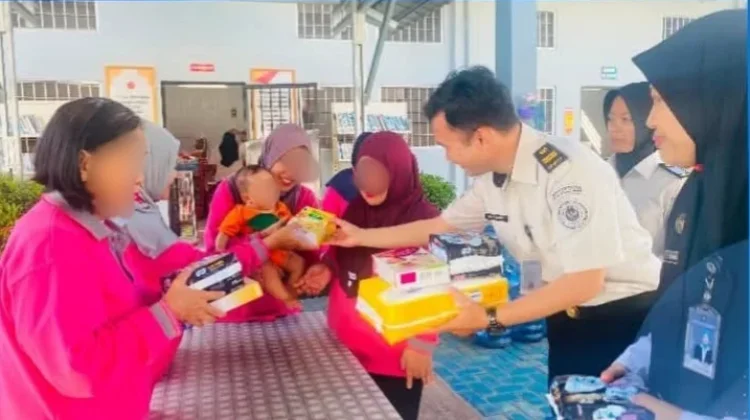 Lapas Perempuan Gorontalo Beri Bantuan Popok dan Susu Kepada Warga Binaan