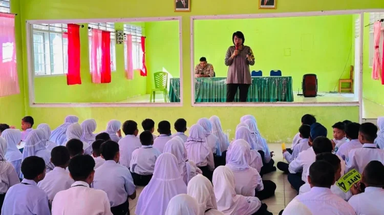 Polsek Telaga Polres Gorontalo Edukasi Bahaya Judi Online kepada Pelajar