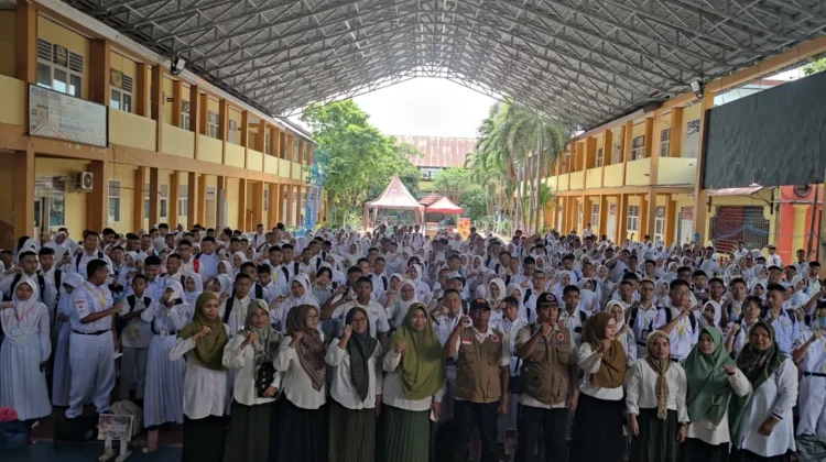 BPBD Gorontalo Tanamkan Budaya Siaga Bencana di SMA 1 Gorontalo