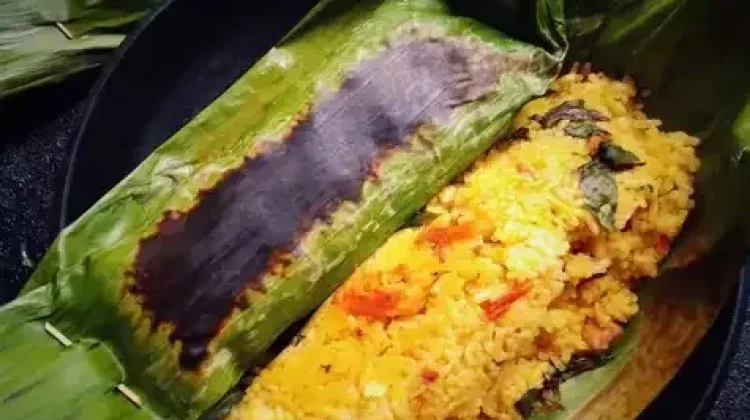Aroma Harum Nasi Kuning Bakar