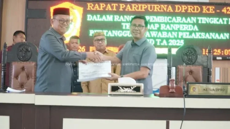 Pemkab Gorut Sampaikan Ranperda APBD 2025 ke DPRD