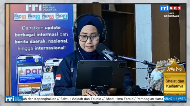 Khusuk dan tunduk menjalankan perintah Allah SWT