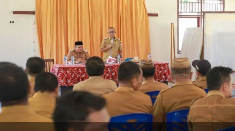 Wabup Pohuwato Tekankan Integritas dan Sinergi Aparatur Desa