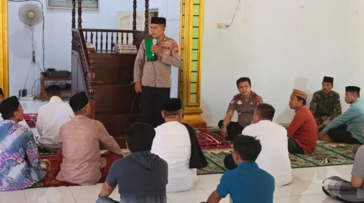 Polres Gorontalo Ajak Warga Cegah Miras dan Narkoba lewat Khutbah Jumat