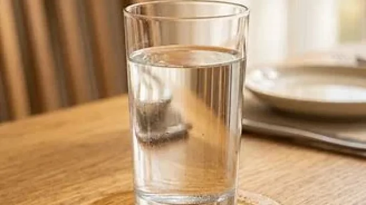 Kurang Minum Bikin Jantung Bekerja Keras