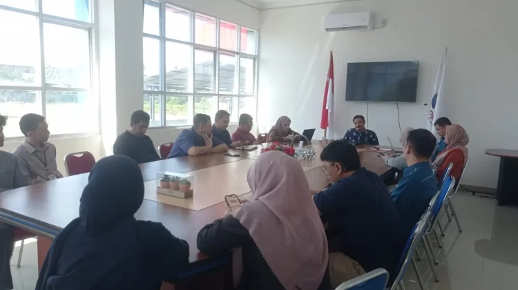 Sudah Ditangani PLN, Ombudsman Tutup Aduan Tiang Listrik di Lahan Rumah Warga