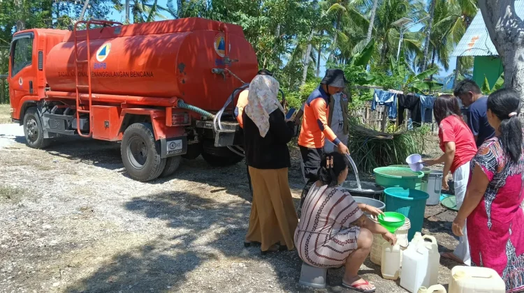 BPBD Gorontalo Pastikan Kebutuhan Air Bersih Warga Bone Pantai Terpenuhi